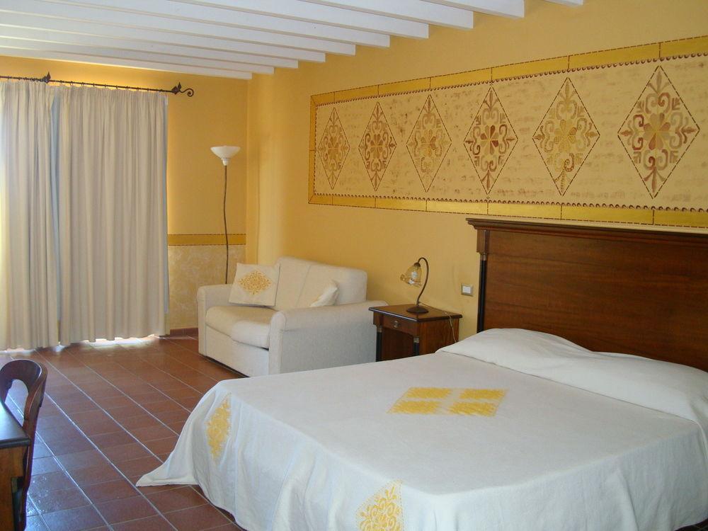 Country Resort Capo Nieddu 圣卡塔林纳 外观 照片