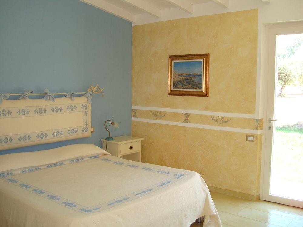Country Resort Capo Nieddu 圣卡塔林纳 外观 照片