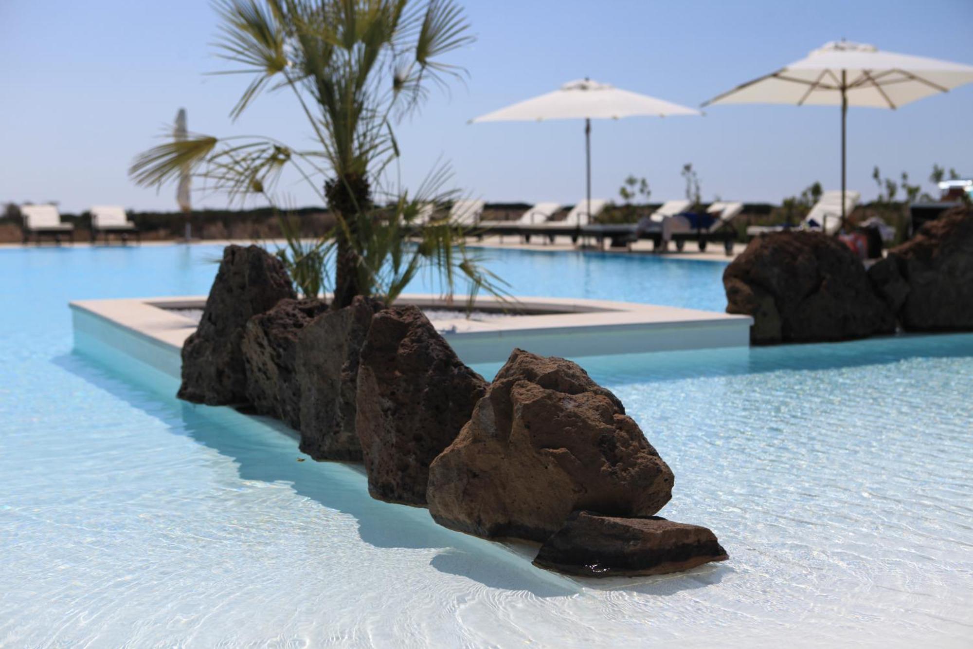 Country Resort Capo Nieddu 圣卡塔林纳 外观 照片