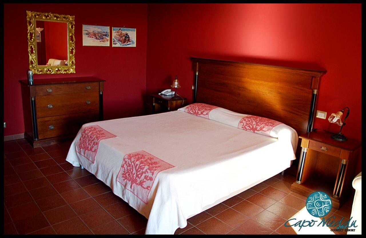 Country Resort Capo Nieddu 圣卡塔林纳 外观 照片