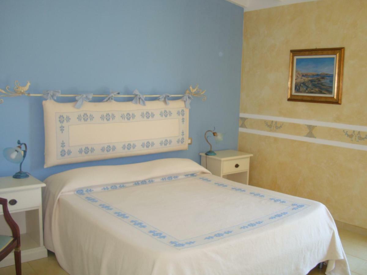 Country Resort Capo Nieddu 圣卡塔林纳 外观 照片