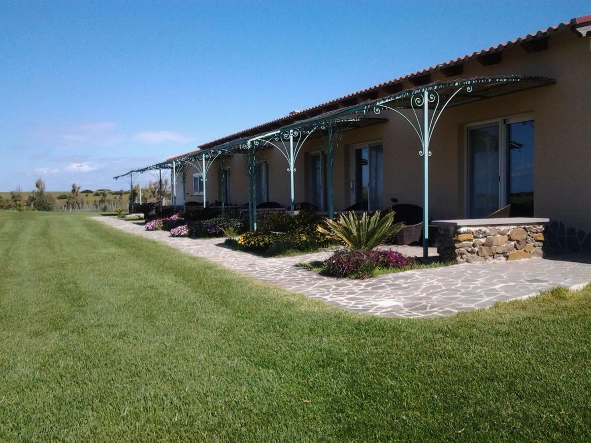 Country Resort Capo Nieddu 圣卡塔林纳 外观 照片